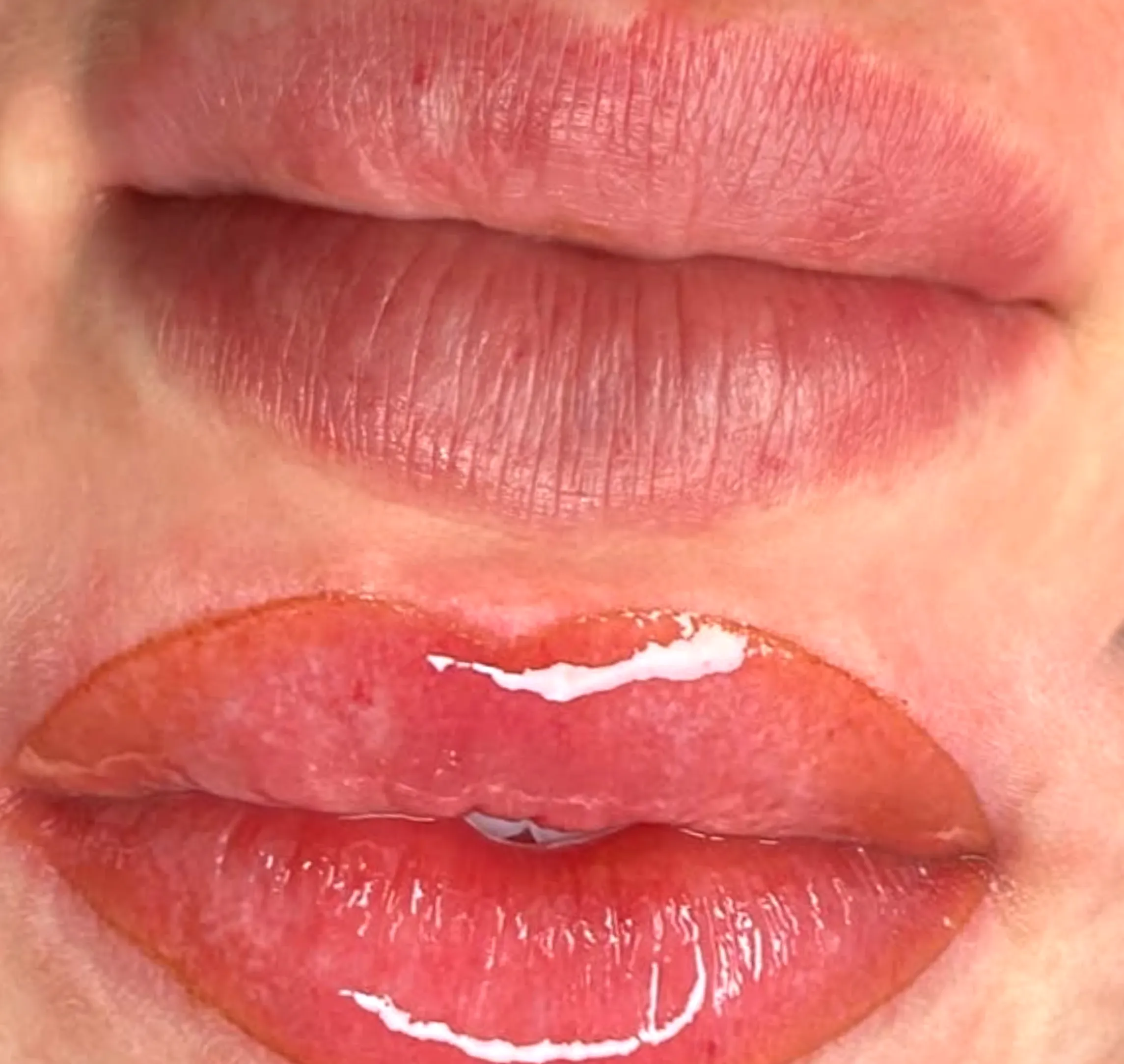 lip blush comfort tips