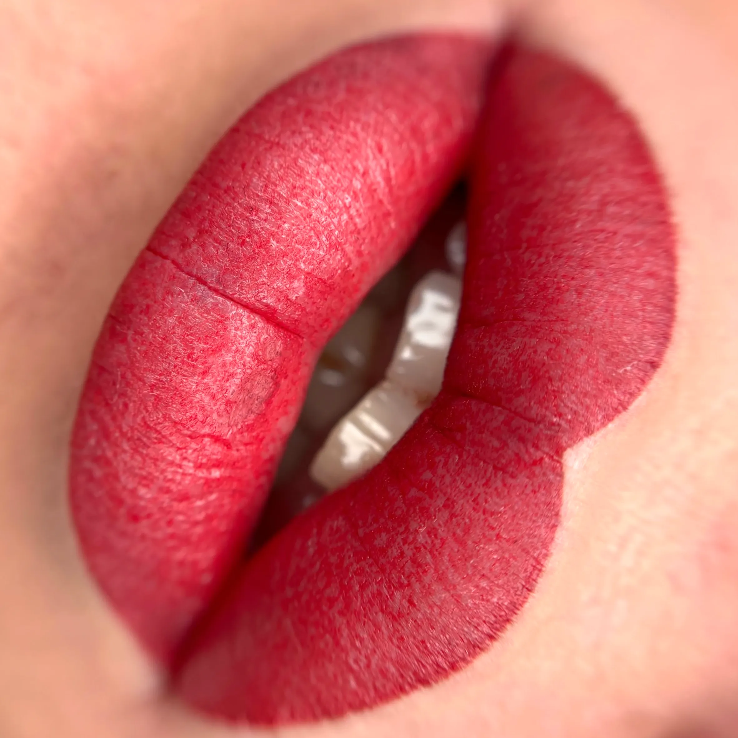 does lip blush hurt